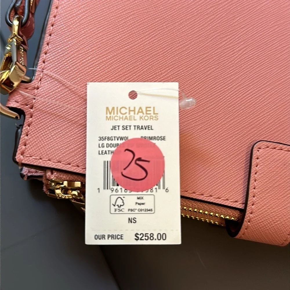 Michael Kors jet set travel primrose